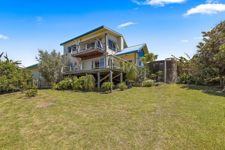 Photo of property in 43 Cumberland Street, Leigh, 0985