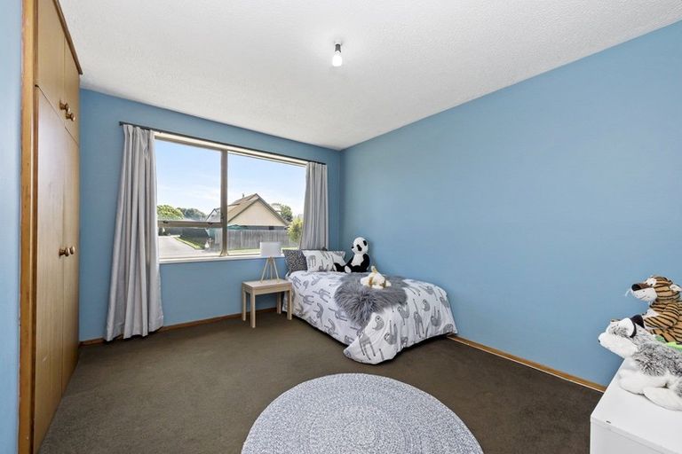 Photo of property in 4 Cicada Place, Hei Hei, Christchurch, 8042