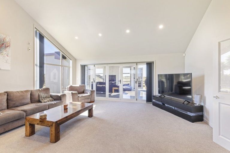 Photo of property in 139 Manutahi Road, Tarurutangi, New Plymouth, 4372