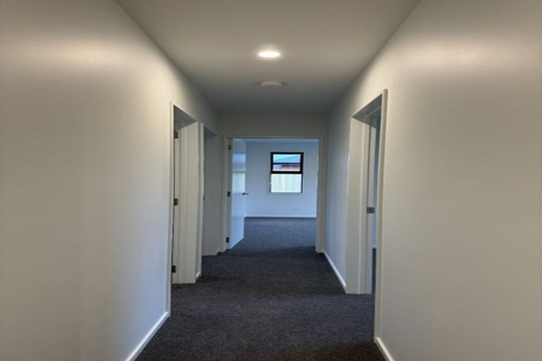 Photo of property in 37 Cousins Street, Woodend, 7691