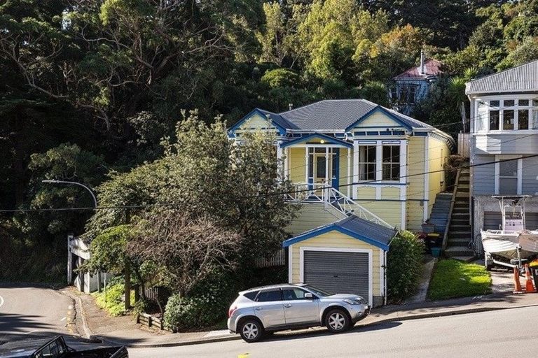 Photo of property in 1 Caprera Street, Melrose, Wellington, 6023