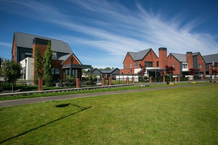 Photo of property in 9 Garland Lane, Leamington, Cambridge, 3432