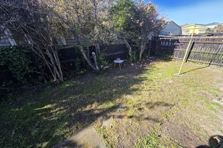Photo of property in 2/11 Laurence Street, Waltham, Christchurch, 8011