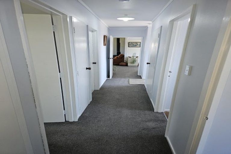 Photo of property in 14b Phillips Street, Sanson, 4817