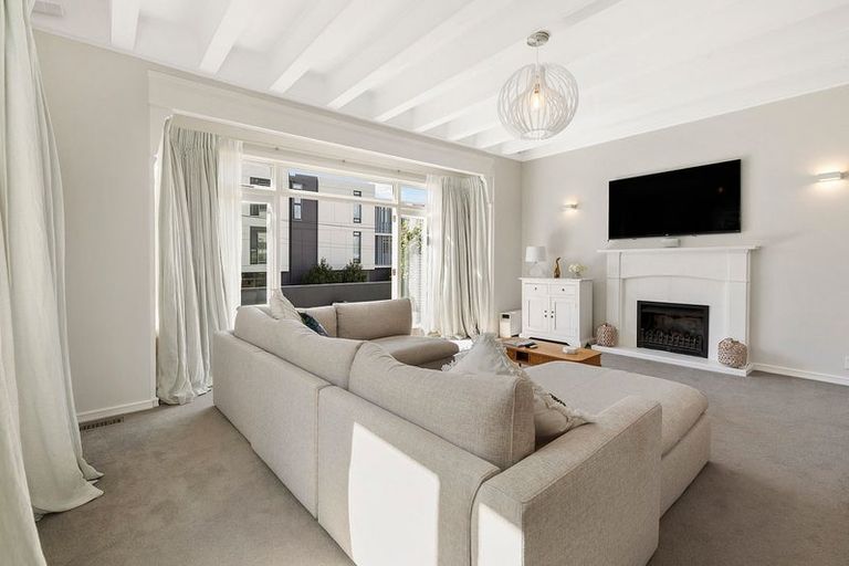 Photo of property in 2 Katherine Avenue, Thorndon, Wellington, 6011