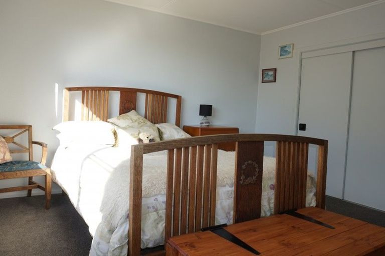 Photo of property in 24 Liverpool Street, Levin, 5510