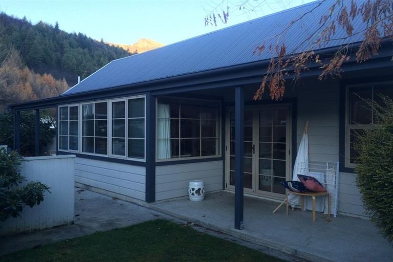 Photo of property in 7 Fletcher Way, Arrowtown, 9302