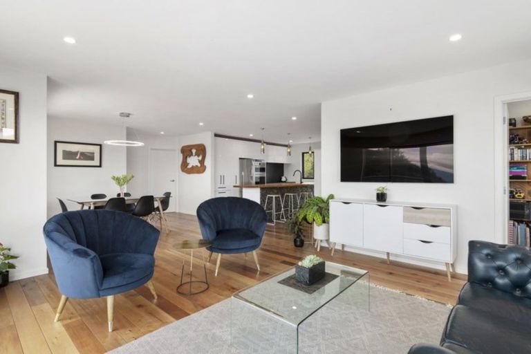 Photo of property in 27 Heemskerck Place, Britannia Heights, Nelson, 7010