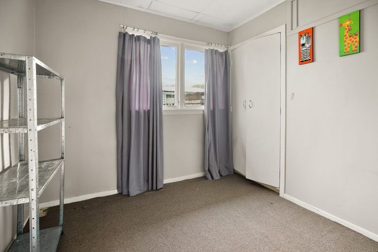 Photo of property in 176 Collins Road, Temple View, Hamilton, 3282