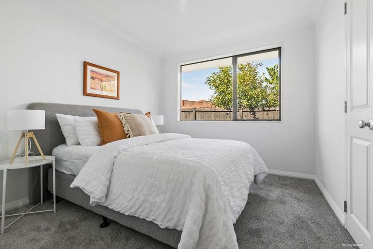 Photo of property in 115 Cyril French Drive, Flat Bush, Auckland, 2016