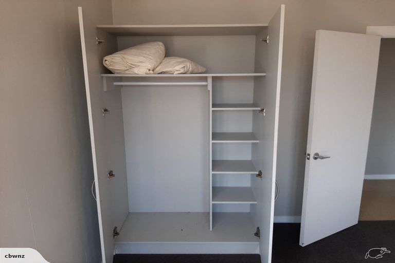 Photo of property in 118 Larnach Road, Vauxhall, Dunedin, 9013