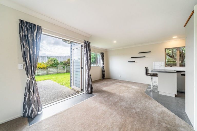 Photo of property in 35 Staithes Drive North, Whitby, Porirua, 5024