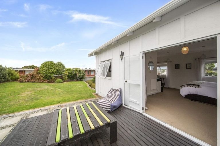 Photo of property in 7 Selwyn Street, Lower Vogeltown, New Plymouth, 4310