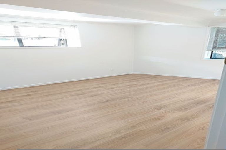 Photo of property in 7/10 Ridge Road, Howick, Auckland, 2014