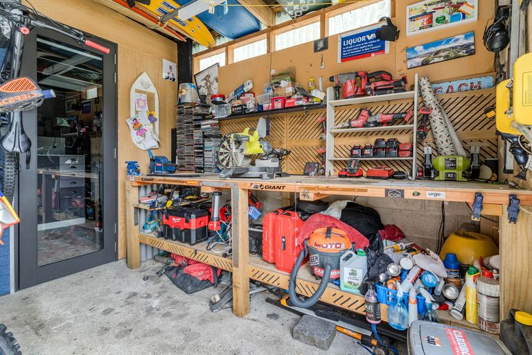 Photo of property in 25 Elwyn Crescent, Green Island, Dunedin, 9018