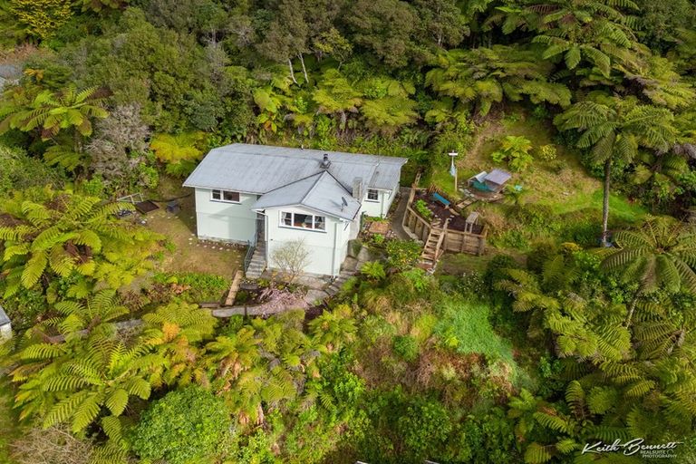 Photo of property in 36 Wyndham Road, Pinehaven, Upper Hutt, 5019