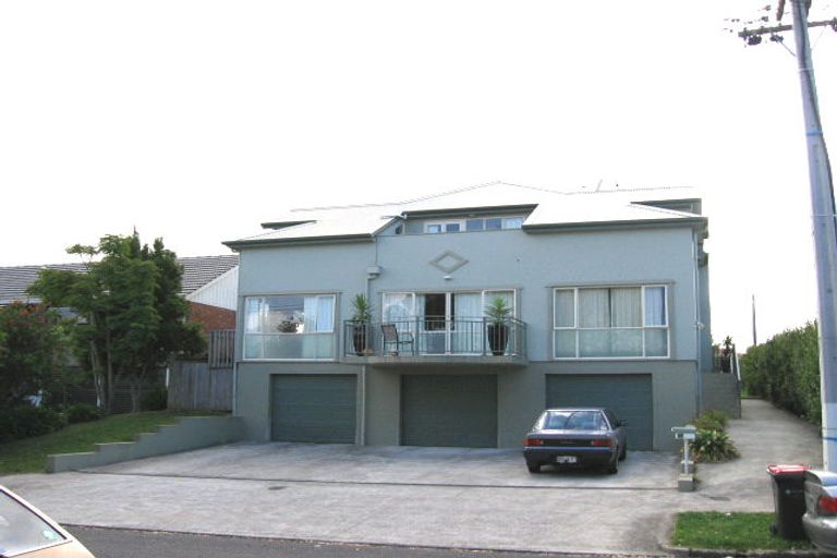Photo of property in 2/62 Peter Buck Road, New Windsor, Auckland, 0600