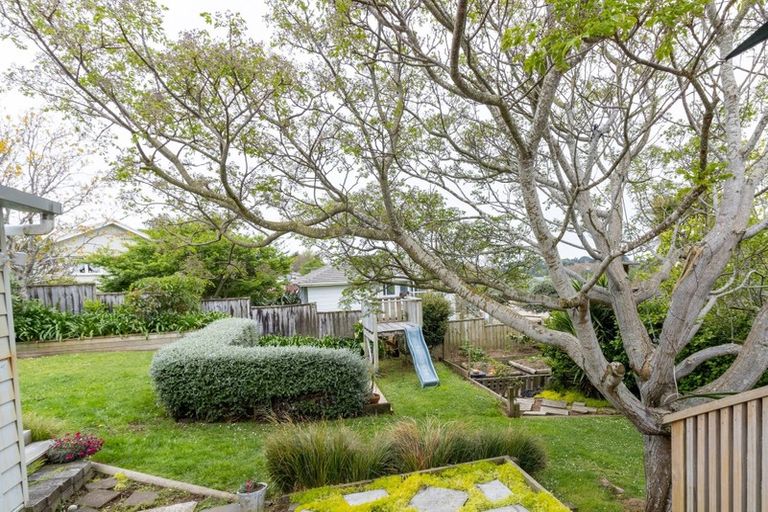 Photo of property in 140 Pembroke Street, Westown, New Plymouth, 4310