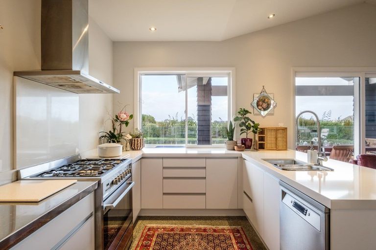 Photo of property in 58 Scarlys Way, Okitu, Gisborne, 4010