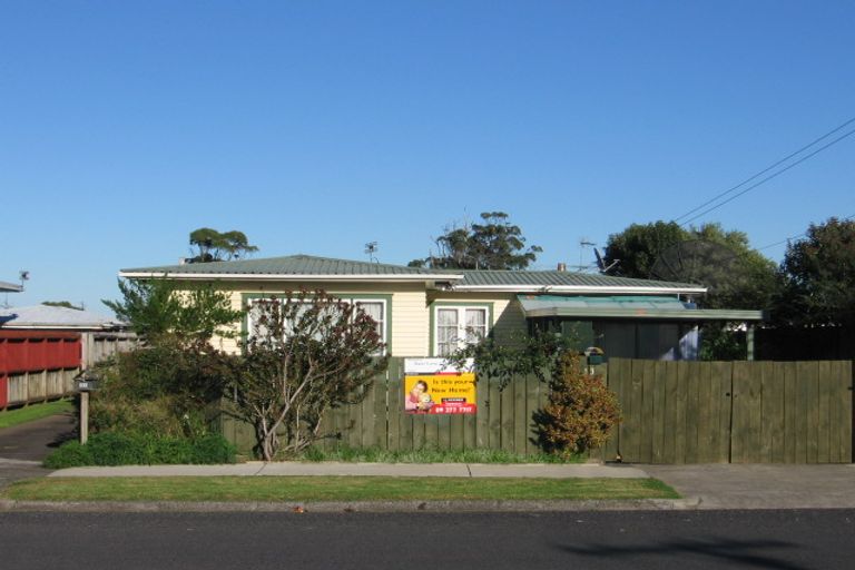 Photo of property in 13a Clendon Avenue, Papatoetoe, Auckland, 2025