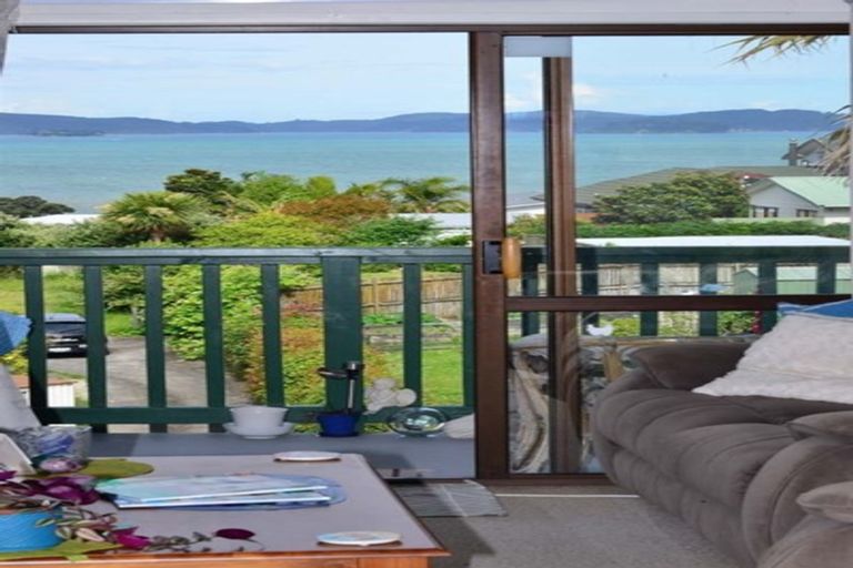 Photo of property in 17 Merehai Place, Snells Beach, 0920