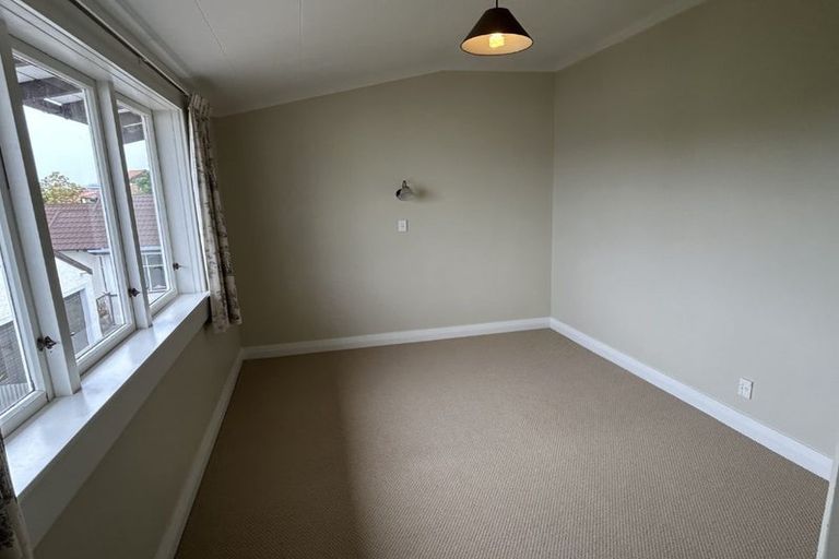 Photo of property in 313 Prospect Road, Hastings, 4122