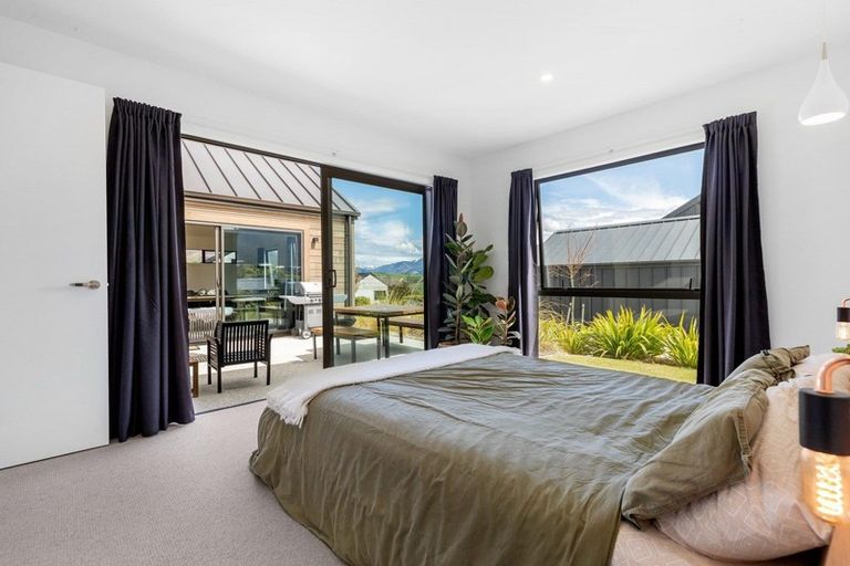 Photo of property in 4 Polperro Court, Jacks Point, Queenstown, 9371