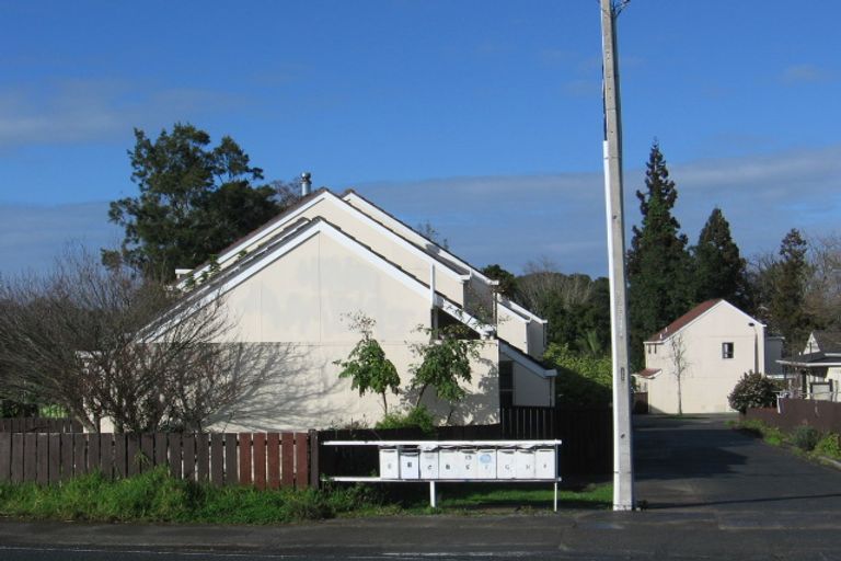 Photo of property in 15g Manse Street, Regent, Whangarei, 0112