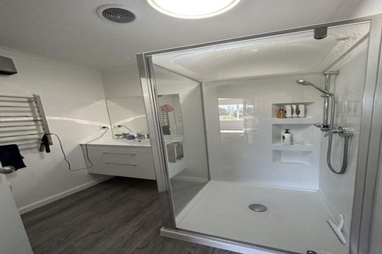 Photo of property in 3 Miro Street, Karoro, Greymouth, 7805