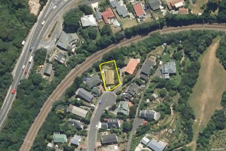 Photo of property in 19 Puketai Place, Pukerua Bay, 5026