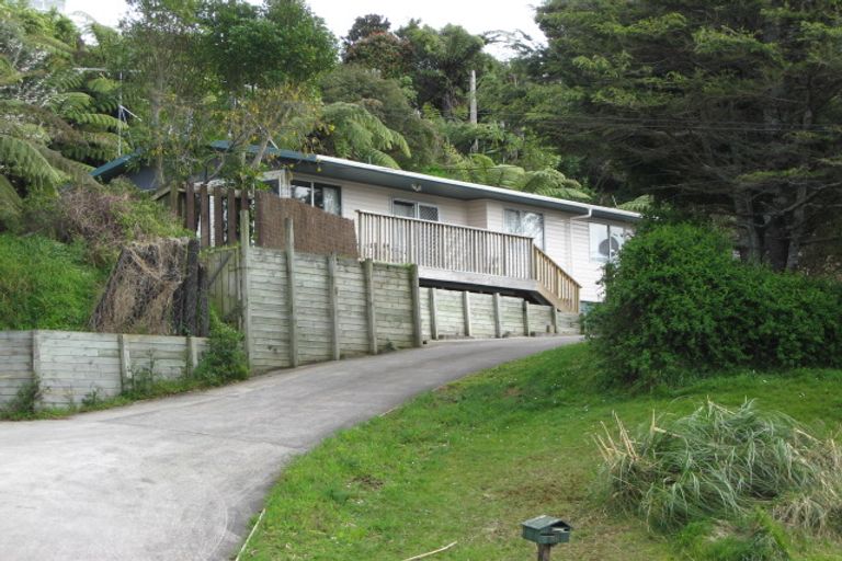 Photo of property in 54 Seaview Road, Marfell, New Plymouth, 4310