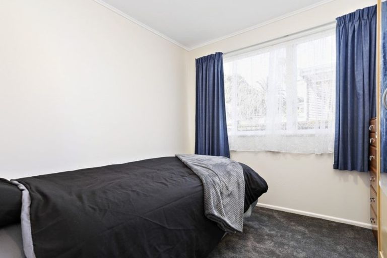 Photo of property in 251 Rangatira Road, Beach Haven, Auckland, 0626