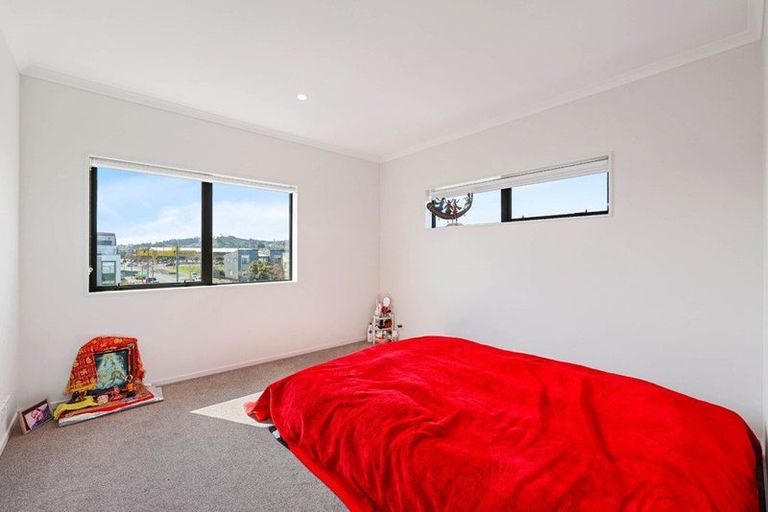 Photo of property in 1 Bonnette Road, Flat Bush, Auckland, 2019