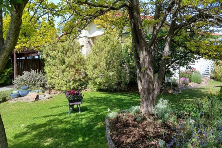 Photo of property in 10b Lanes Road, Bridge Hill, Alexandra, 9320