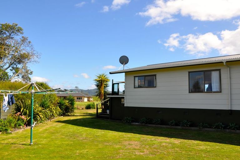 Photo of property in 14 Hanlen Avenue, Waihi Beach, 3611