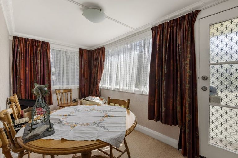 Photo of property in 31 Queens Drive, Kilbirnie, Wellington, 6022