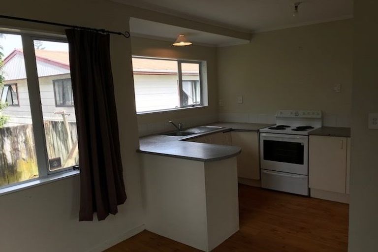 Photo of property in 41 Taka Street, Takanini, 2112