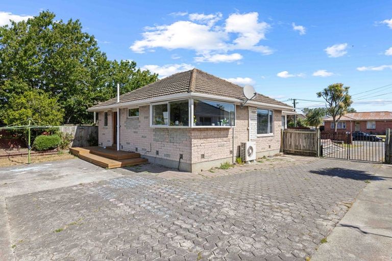 Photo of property in 4 Ariel Place, Aranui, Christchurch, 8061