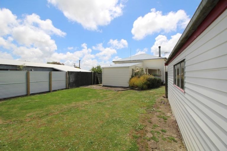 Photo of property in 19 Severn Street, Rongotea, 4476