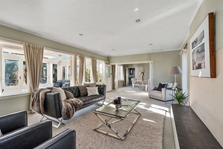 Photo of property in 147 Straven Road, Fendalton, Christchurch, 8014