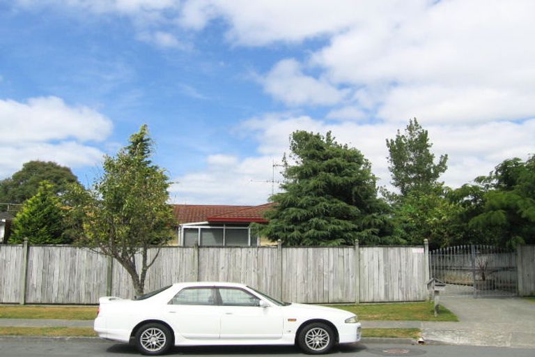 Photo of property in 32 Memphis Grove, Totara Park, Upper Hutt, 5018