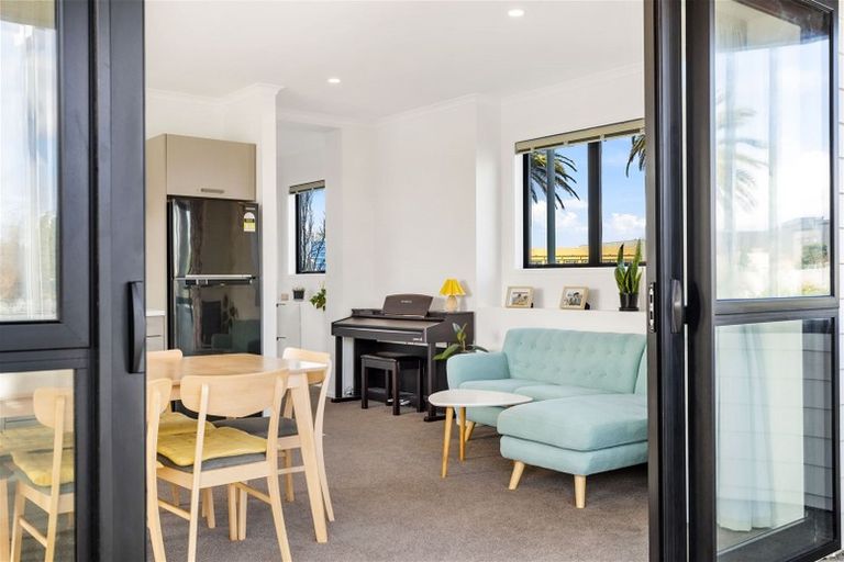 Photo of property in 260 Hobsonville Point Road, Hobsonville, Auckland, 0616