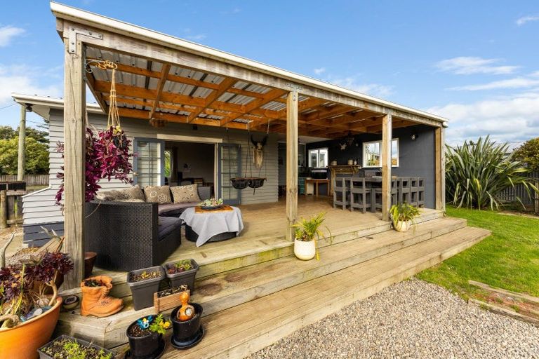 Photo of property in 16 Julia Street, Pahiatua, 4910
