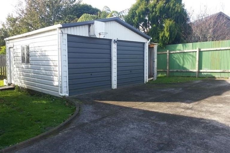 Photo of property in 27 Silvan Place, Bell Block, New Plymouth, 4312