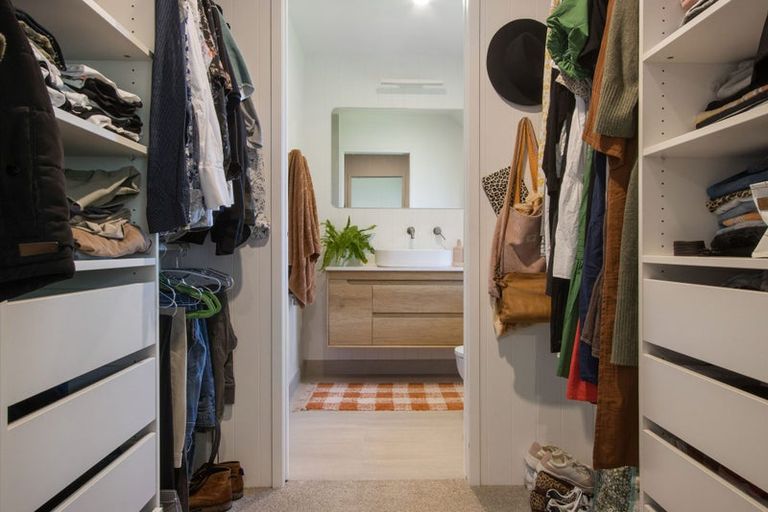 Photo of property in 10b Beach Road, Waihi Beach, 3611