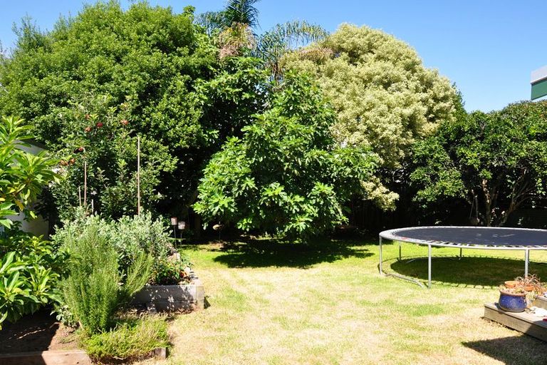 Photo of property in 39 Ocean View Road, Waihi Beach, 3611