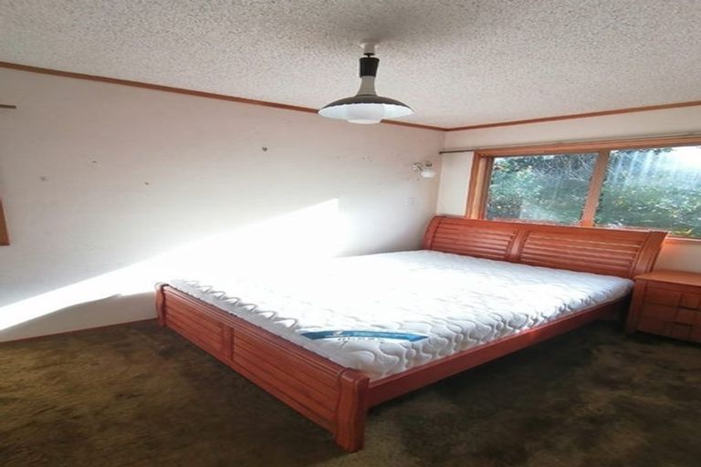 Photo of property in 118 Pupuke Road, Hillcrest, Auckland, 0627