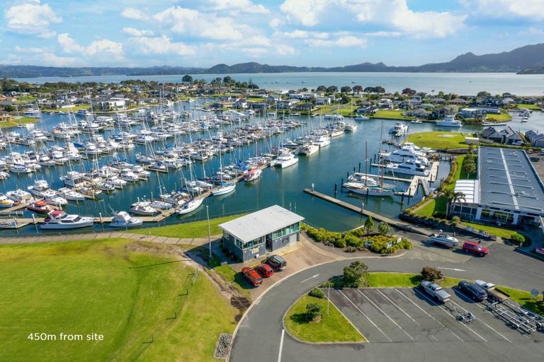 Photo of property in 2 Rauiri Drive, One Tree Point, 0118