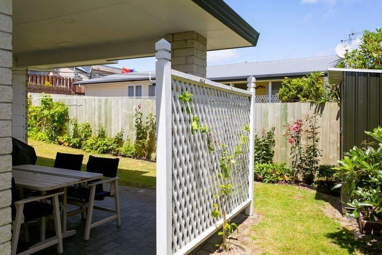 Photo of property in 2 Golders Place, Richmond Heights, Taupo, 3330