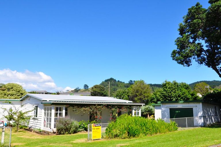 Photo of property in 39 Ocean View Road, Waihi Beach, 3611